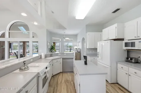 4226 Stacey Road W Jacksonville FL 32250