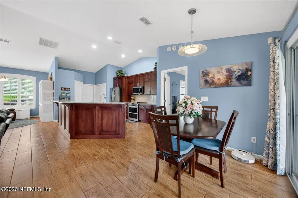 8686 Canopy Oaks Drive Jacksonville FL 32256