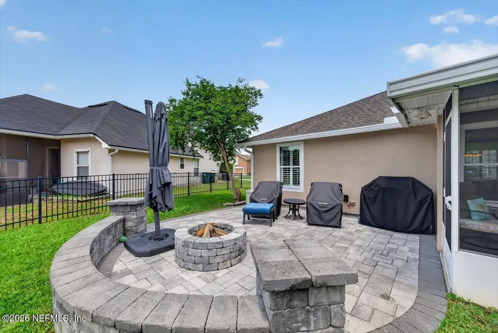 8686 Canopy Oaks Drive Jacksonville FL 32256