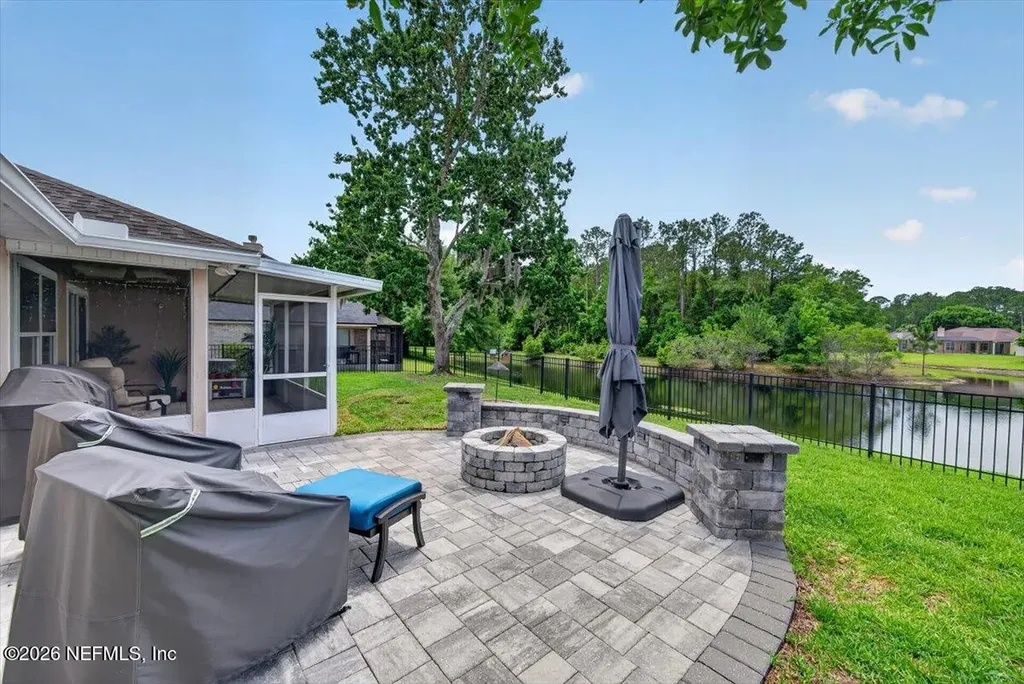 8686 Canopy Oaks Drive Jacksonville FL 32256