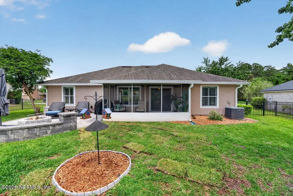 8686 Canopy Oaks Drive Jacksonville FL 32256