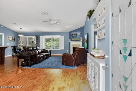 8686 Canopy Oaks Drive Jacksonville FL 32256