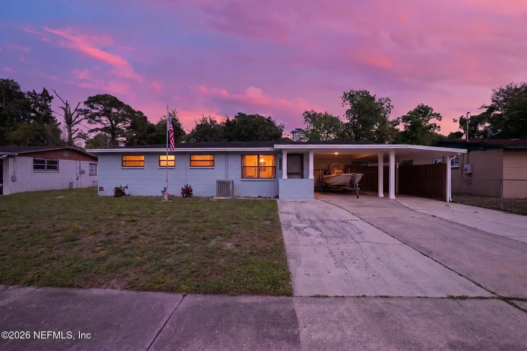 5229 Saginaw Avenue Jacksonville FL 32210
