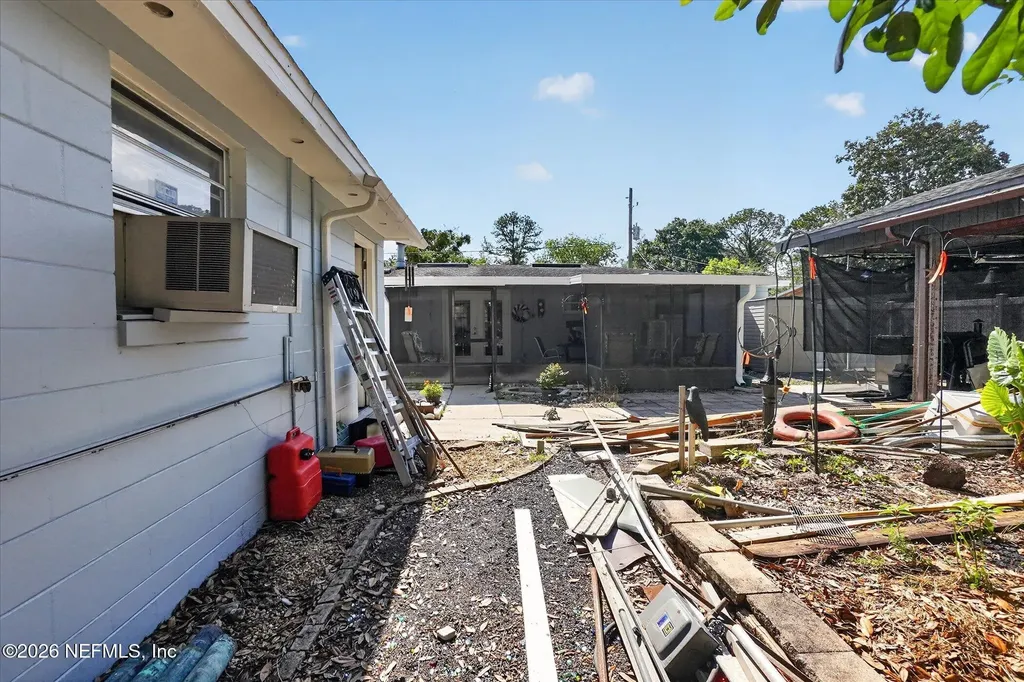 5229 Saginaw Avenue Jacksonville FL 32210