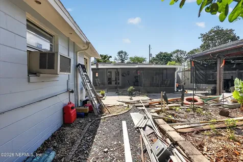 5229 Saginaw Avenue Jacksonville FL 32210