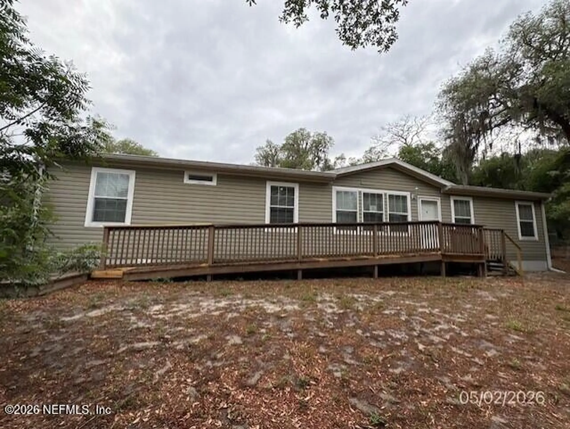240 Swan Lake Drive Melrose FL 32666