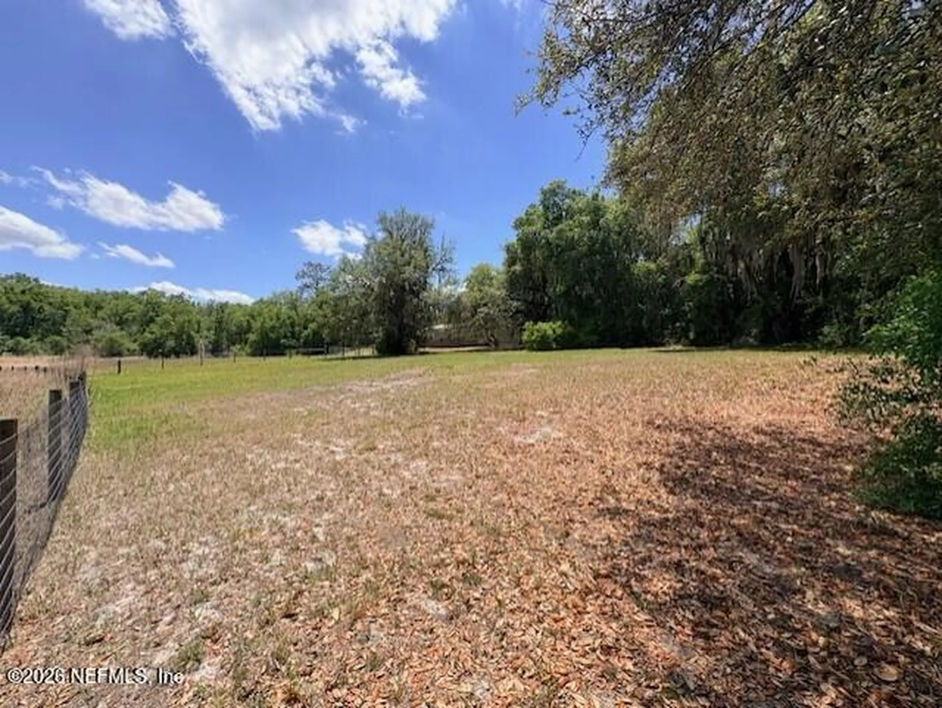 240 Swan Lake Drive Melrose FL 32666