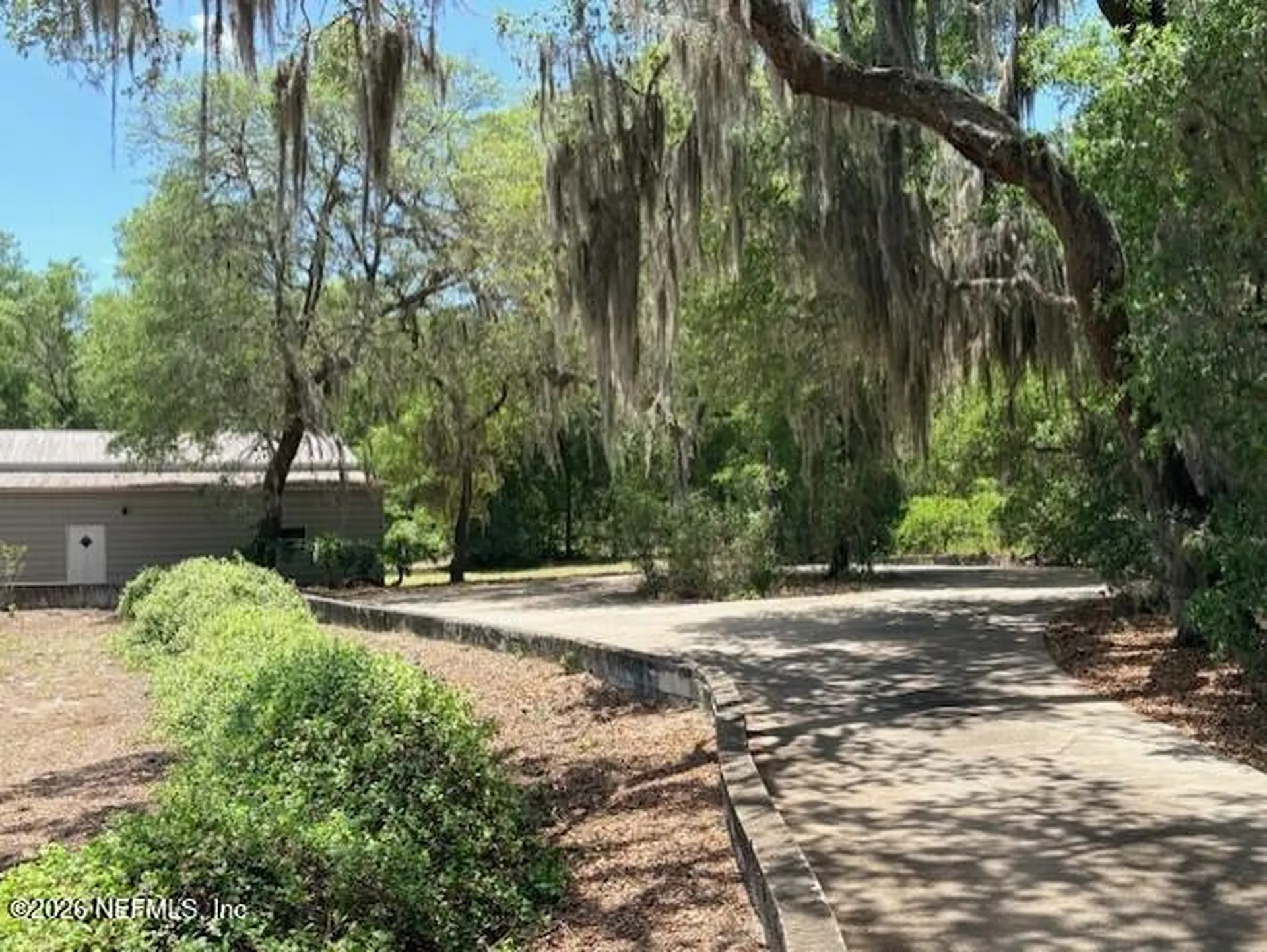 240 Swan Lake Drive Melrose FL 32666
