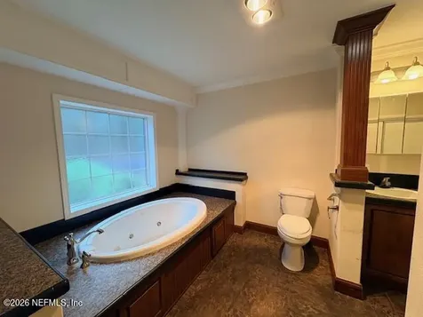 240 Swan Lake Drive Melrose FL 32666
