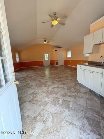 240 Swan Lake Drive Melrose FL 32666