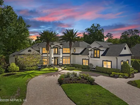 4423 Swilcan Bridge Lane N Jacksonville FL 32224