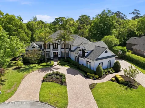 4423 Swilcan Bridge Lane N Jacksonville FL 32224