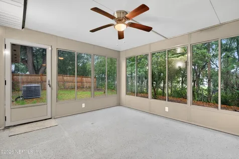 8046 Triumph Lane S Jacksonville FL 32244