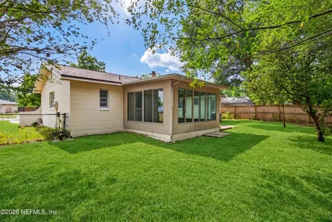 8046 Triumph Lane S Jacksonville FL 32244