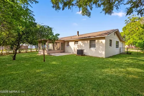 8046 Triumph Lane S Jacksonville FL 32244