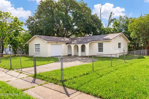 8046 Triumph Lane S Jacksonville FL 32244