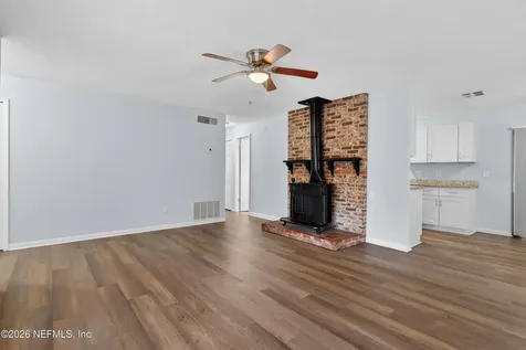 8046 Triumph Lane S Jacksonville FL 32244