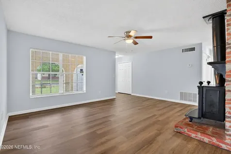 8046 Triumph Lane S Jacksonville FL 32244