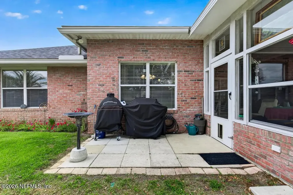 15755 Northside Drive E Jacksonville FL 32218