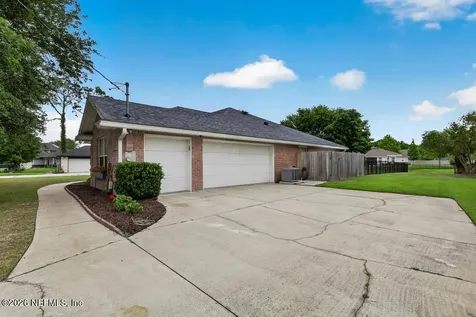 15755 Northside Drive E Jacksonville FL 32218