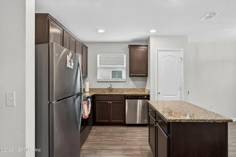 5923 Crosby Lake Way E Macclenny FL 32063