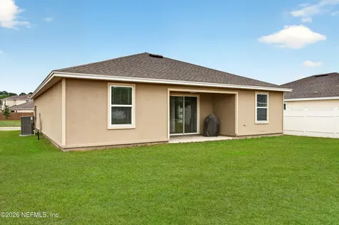 5923 Crosby Lake Way E Macclenny FL 32063