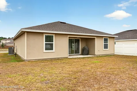 5923 Crosby Lake Way E Macclenny FL 32063