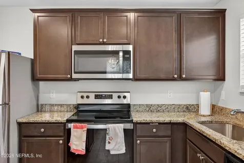 5923 Crosby Lake Way E Macclenny FL 32063