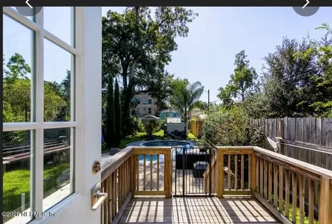 38 W 10th Street Jacksonville FL 32206