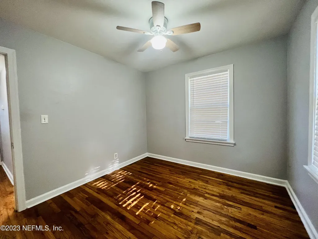 2105 Kingswood Road Jacksonville FL 32207