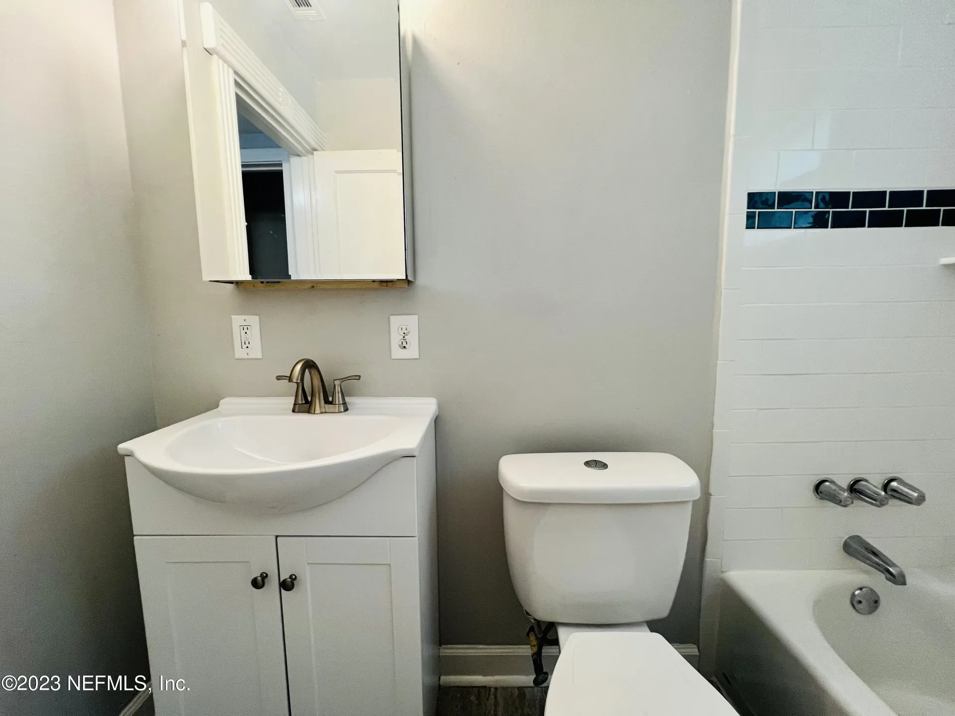 2105 Kingswood Road Jacksonville FL 32207