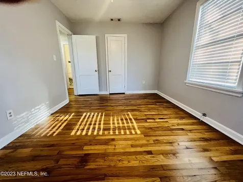 2105 Kingswood Road Jacksonville FL 32207