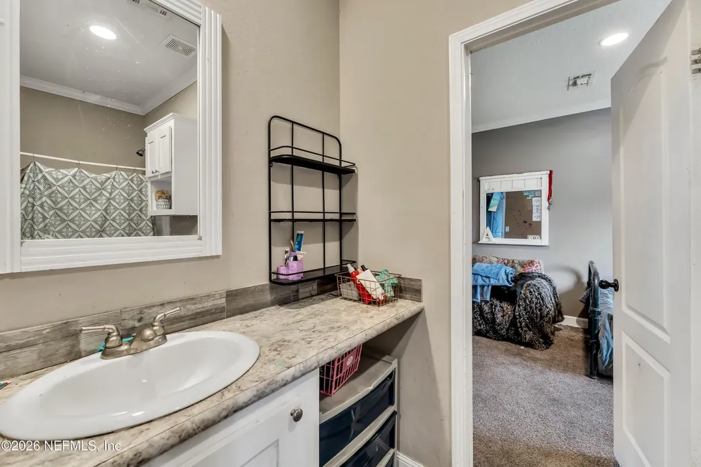 11018 Aaron Fish Road Glen St. Mary FL 32040
