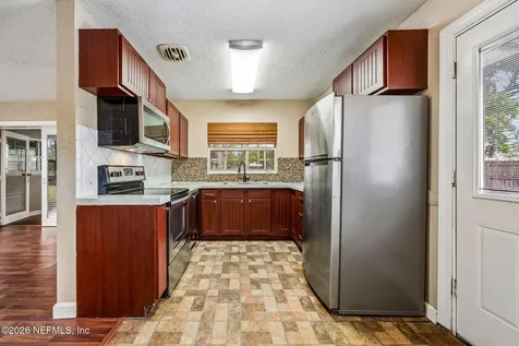 6608 Granville Place Jacksonville FL 32205