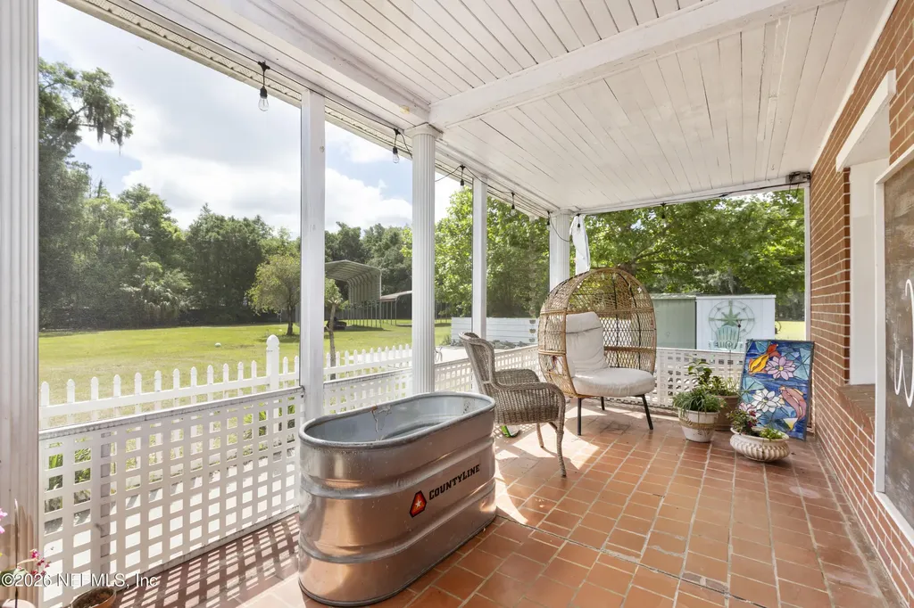 155 Roddy Road Palatka FL 32177