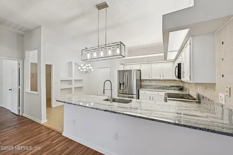 208 Honeysuckle Way St. Johns FL 32259