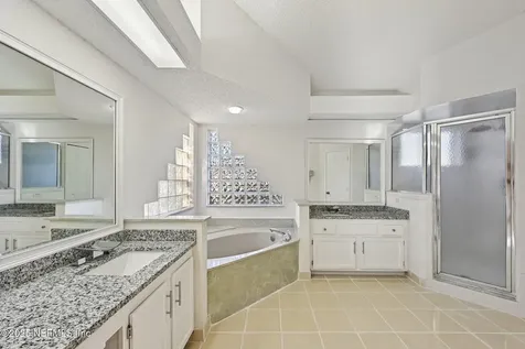 208 Honeysuckle Way St. Johns FL 32259