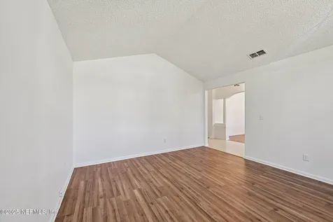 208 Honeysuckle Way St. Johns FL 32259
