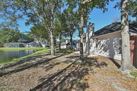 208 Honeysuckle Way St. Johns FL 32259