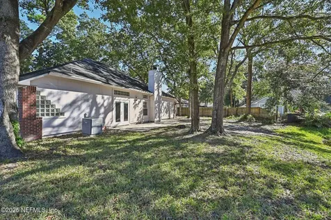 208 Honeysuckle Way St. Johns FL 32259