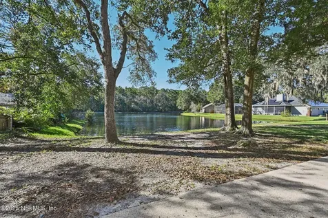 208 Honeysuckle Way St. Johns FL 32259