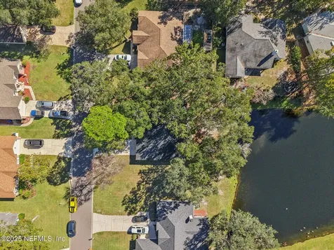 208 Honeysuckle Way St. Johns FL 32259