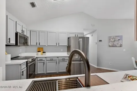 8319 Springtree Road Jacksonville FL 32210