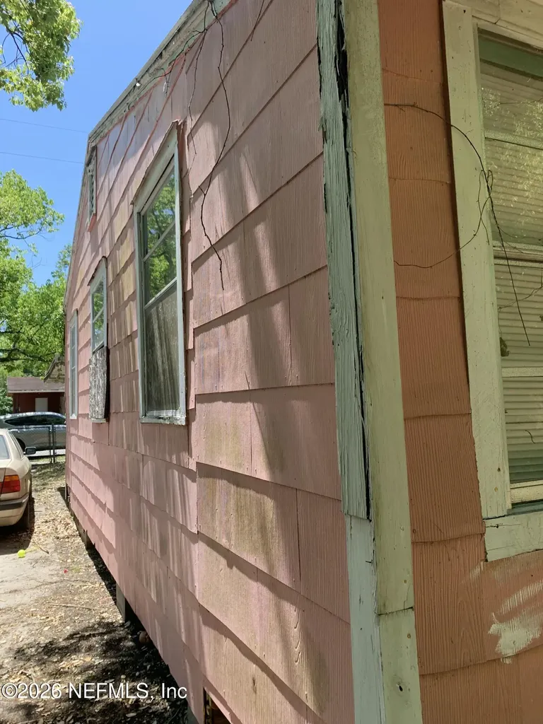 1565 W 27th Street Jacksonville FL 32209