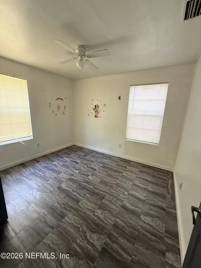 8384 Delaware Avenue Jacksonville FL 32208