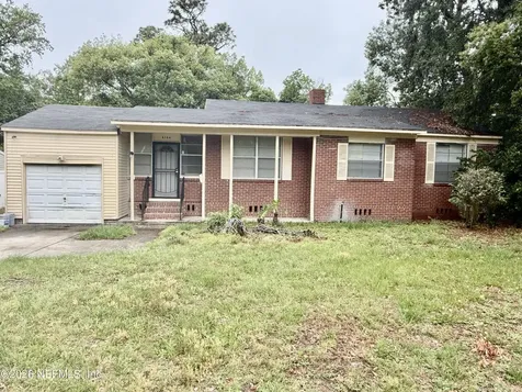 8384 Delaware Avenue Jacksonville FL 32208