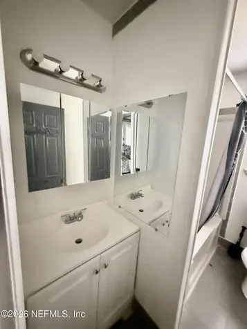8384 Delaware Avenue Jacksonville FL 32208