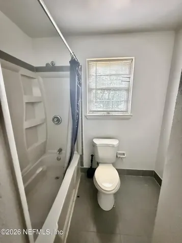 8384 Delaware Avenue Jacksonville FL 32208