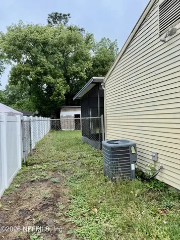 8384 Delaware Avenue Jacksonville FL 32208