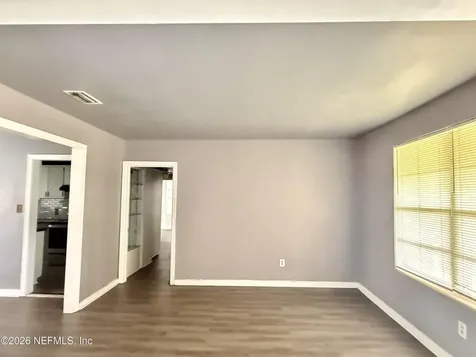 8384 Delaware Avenue Jacksonville FL 32208
